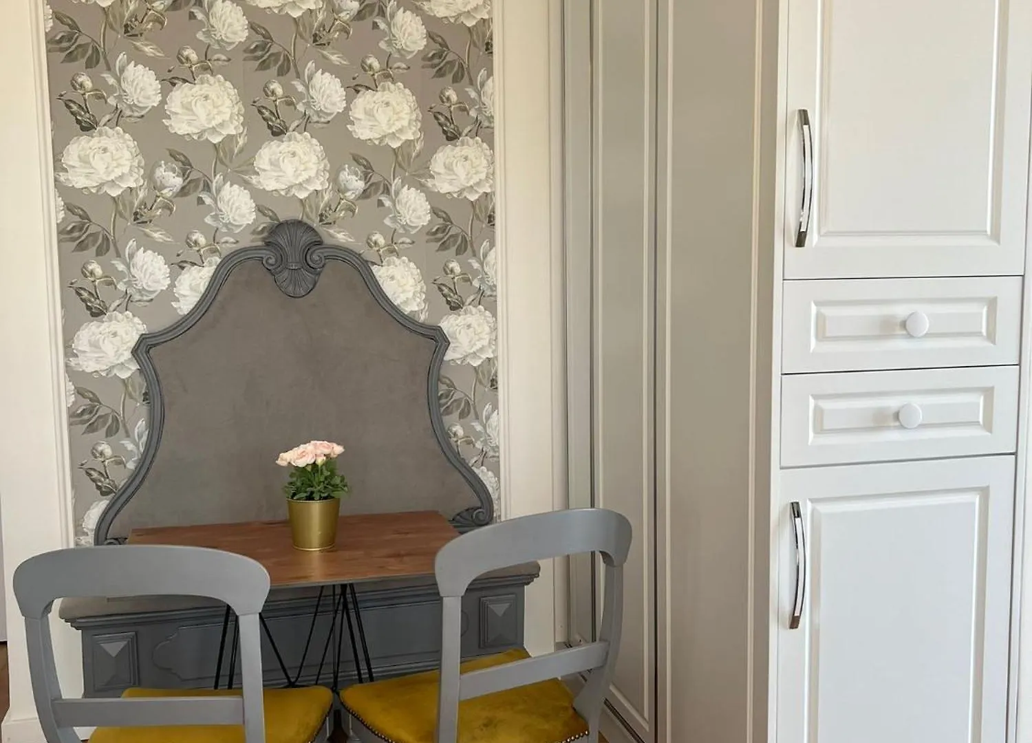 Sea Pearl Apartment Vlorë 0*,  アルバニア